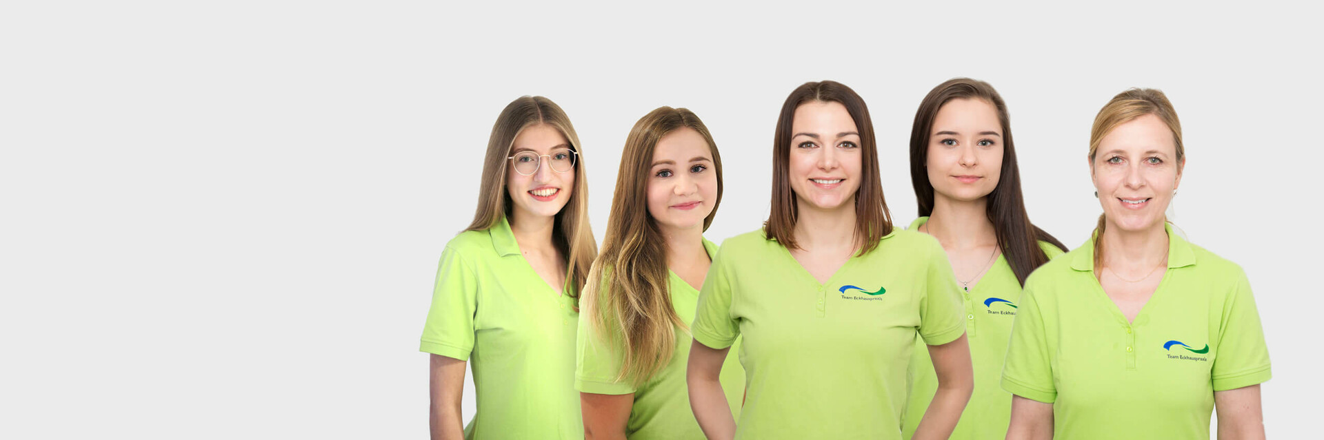 Zahnarztpraxis-Wuerzburg-Team-Assisstentinnen
